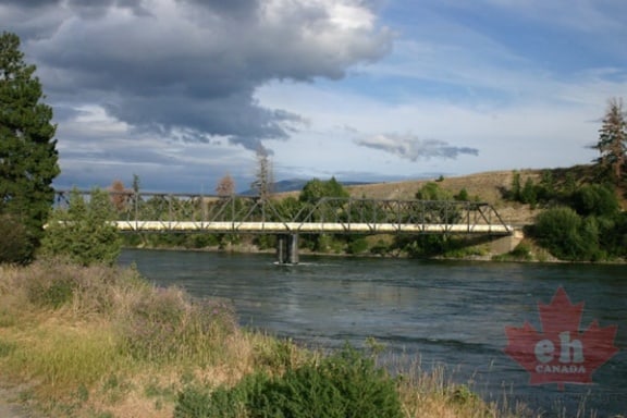 thompson river views from hilltop 001