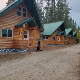 Willow Burl Cabins Valemount British Columbia 2024-09-01