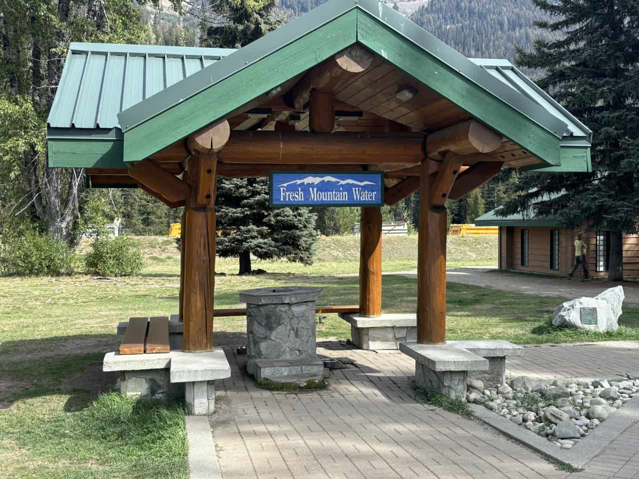 Fresh water available at Manning Park Resort 2024-09-29 - Everyone loves to get some fresh water when they stop at Manning Park. There are also washrooms available. 