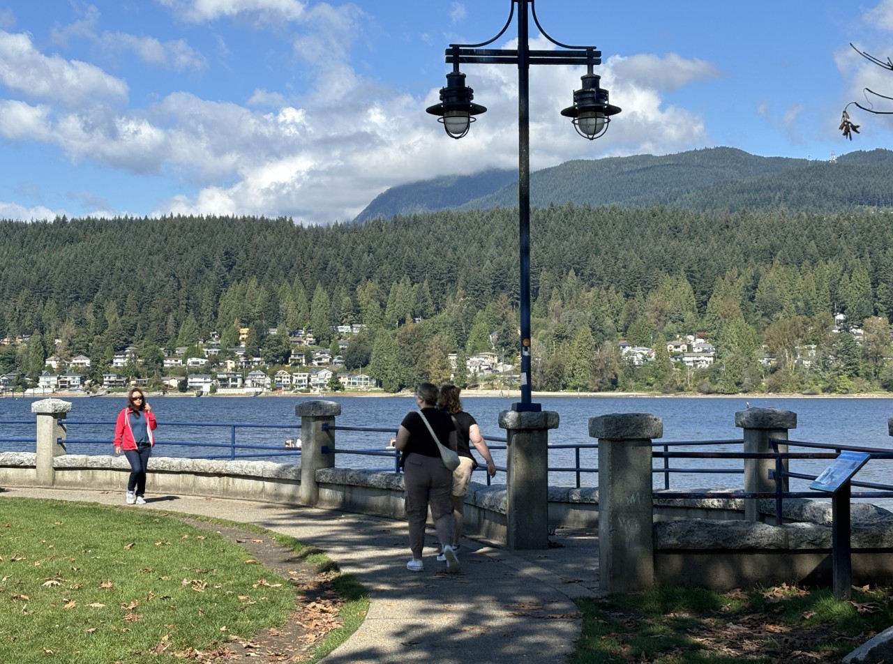 Waterfront at Rocky Point Park in Port Moody British Columbia 2024-10-21 - Nice walkway along the waterfront at Rocky Point Park. 