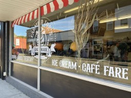 Farmer Joe's Bakehouse Waterford Ontario Canada 2024-11-13