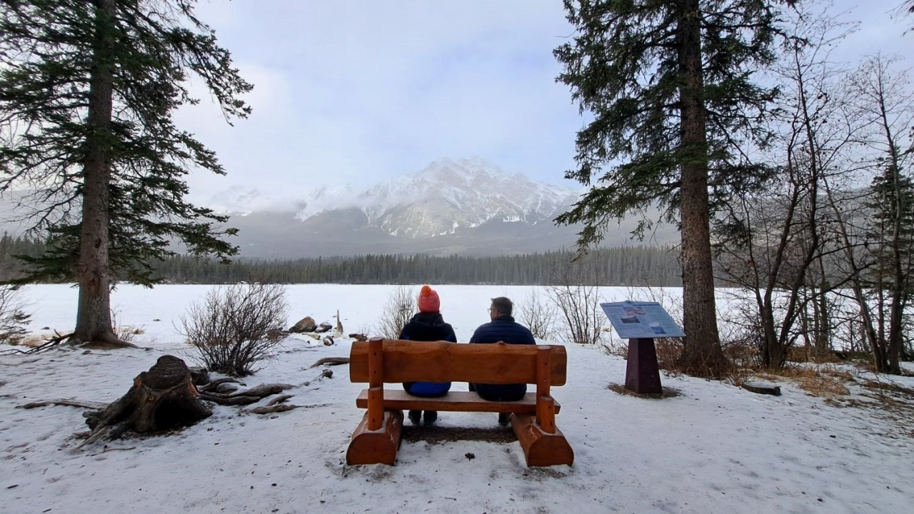 Pyramid Lake Jasper - Pyramid Lake is a gorgeous Rocky Mountain Lake that is easily accessible. It is 6km from town, so it is close enough to bike too! You can also drive. It takes about 10 min. It is a popular destination because of its beauty and since it is easy to get to. 
