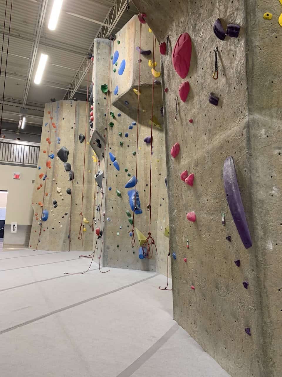 Climber's Rock Spacious Facility in Burlington Ontario Canada  - The climbs at Climber's Rock in Burlington, Ontario, Canada, are graded by level of difficulty. They range from 5.3 (beginner) to 5.13+ (advanced).