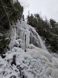 Ione Falls Rest Area Nakusp British Columbia Canada 2025-01-26