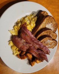 Bacon & Eggs at Hoss & Jill's Bistro - Nakusp B.C.