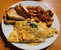 Hearty Breakfast at Hoss & Jill's Bistro - Nakusp B.C.